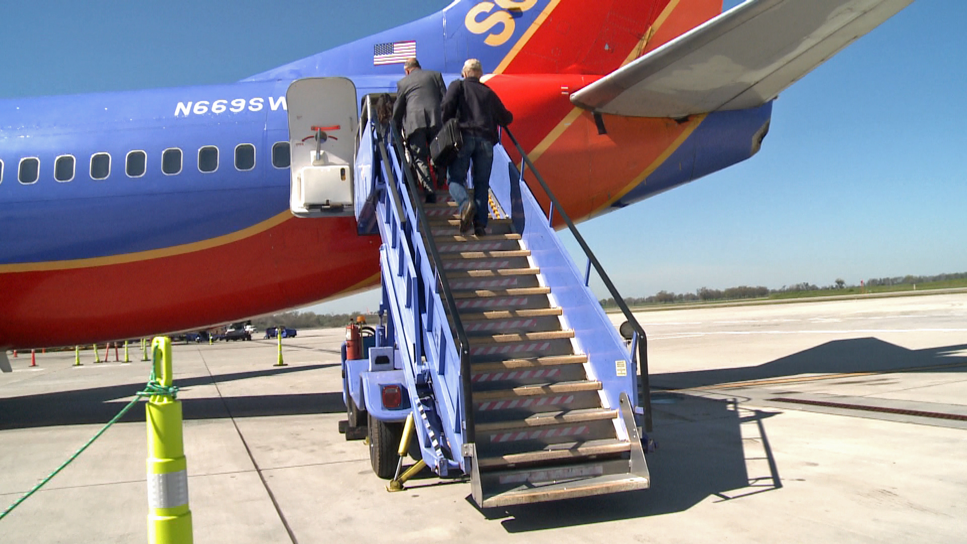 Southwest Experiments With Rear Boarding At SMF | Abc10.com