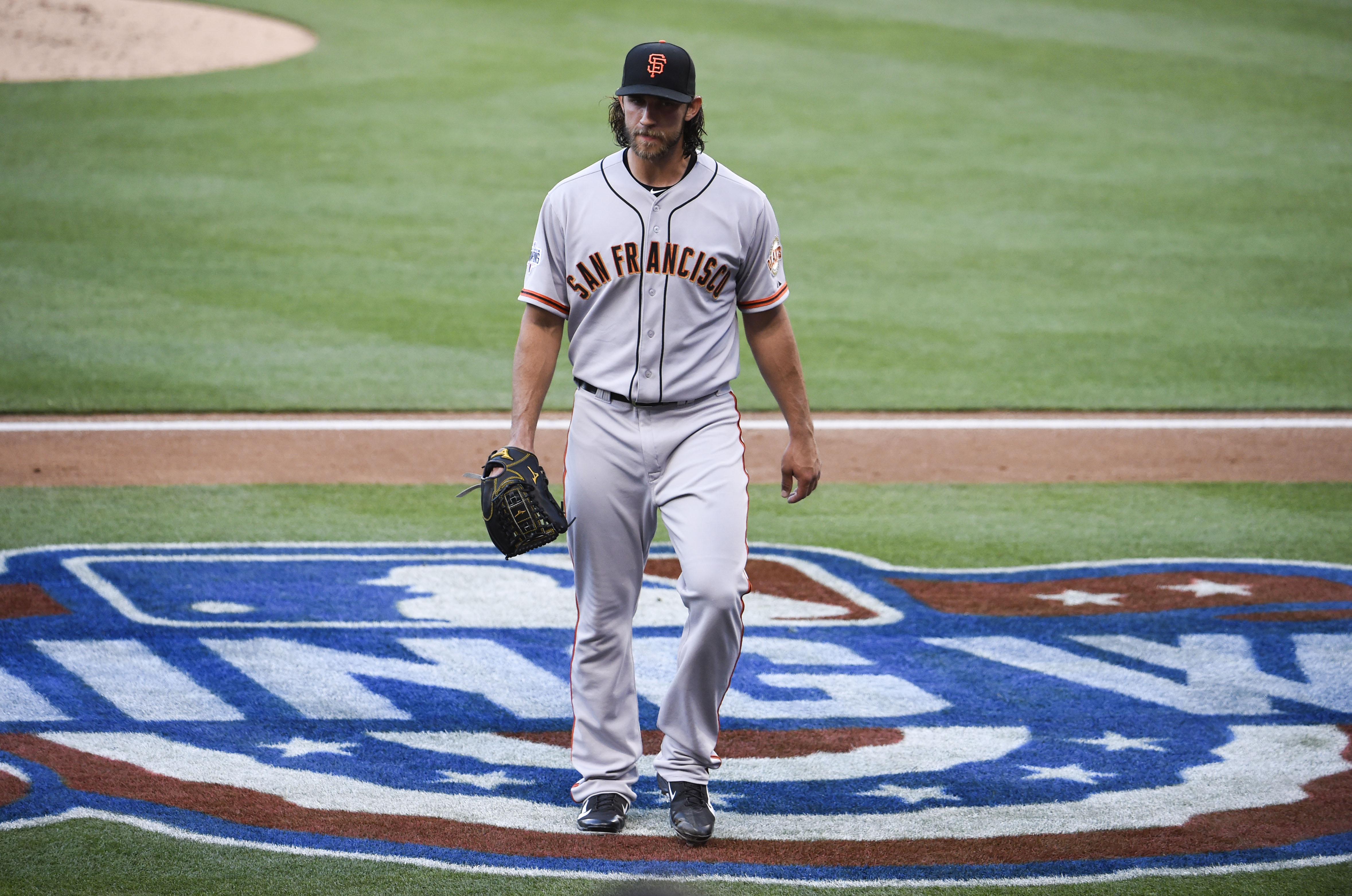 Madison Bumgarner is masterful as Giants win the World Series