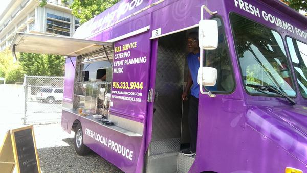 Food trucks in Sacramento County will display color-coded health inpsection placards - ABC10