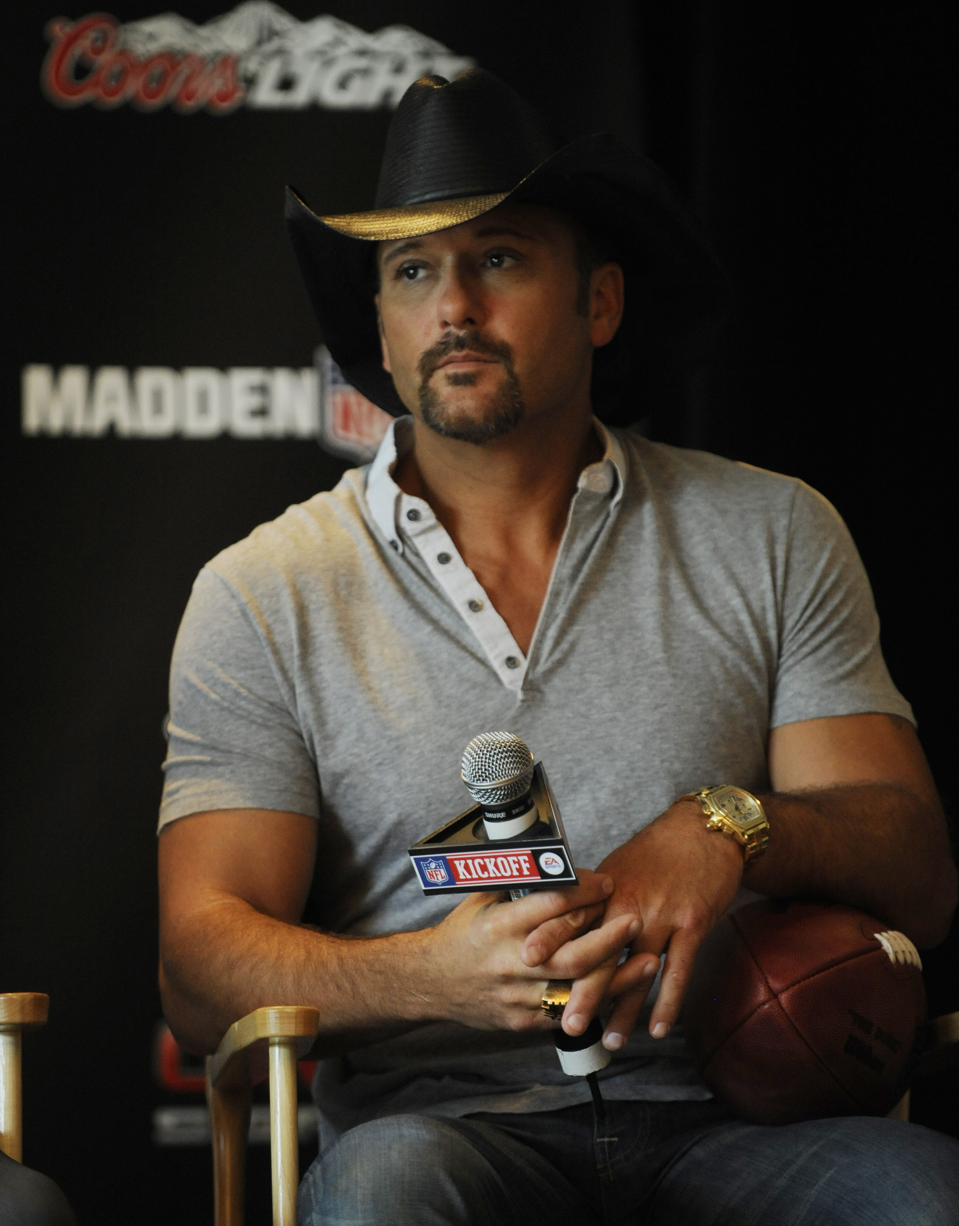 Tim McGraw – Hollywood Life