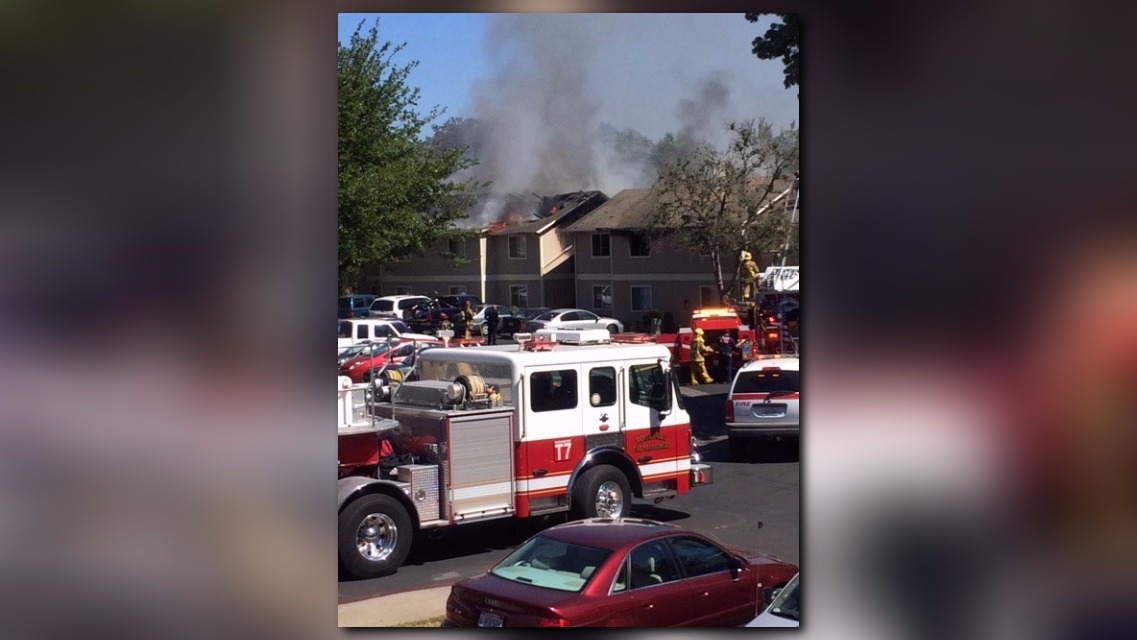 Several evacuated during apartment fire in Lincoln