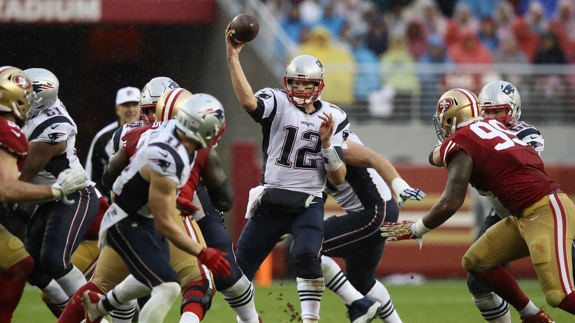 Danny Amendola catching one of Tom Brady's four touchdown passes in Super  Bowl 49.