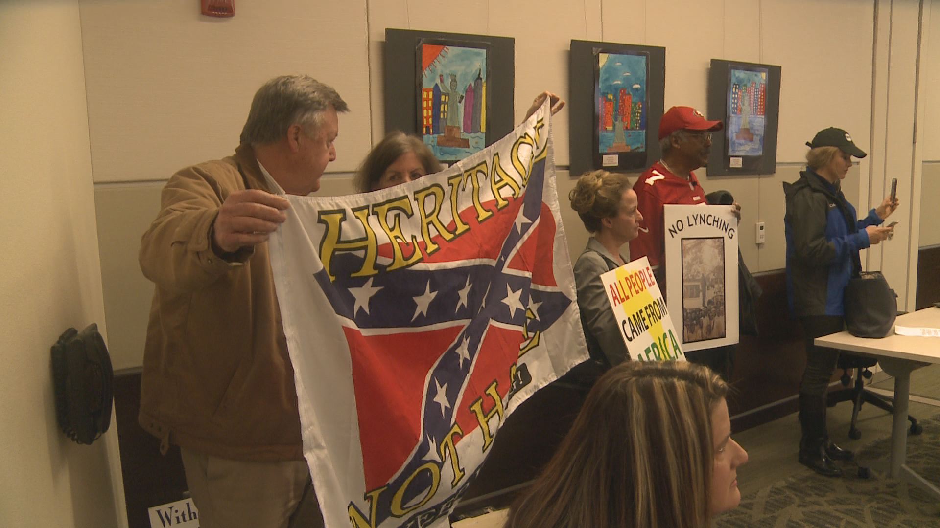 Classroom Confederate flag controversy pushes teacher to retire - ABC10.com
