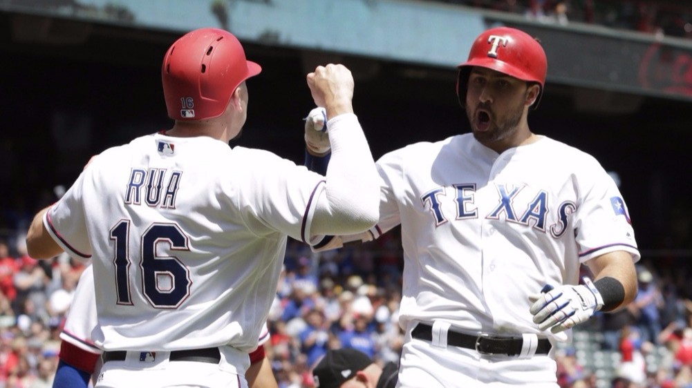 Joey Gallo will play first for Rangers in 2018; Martin Perez