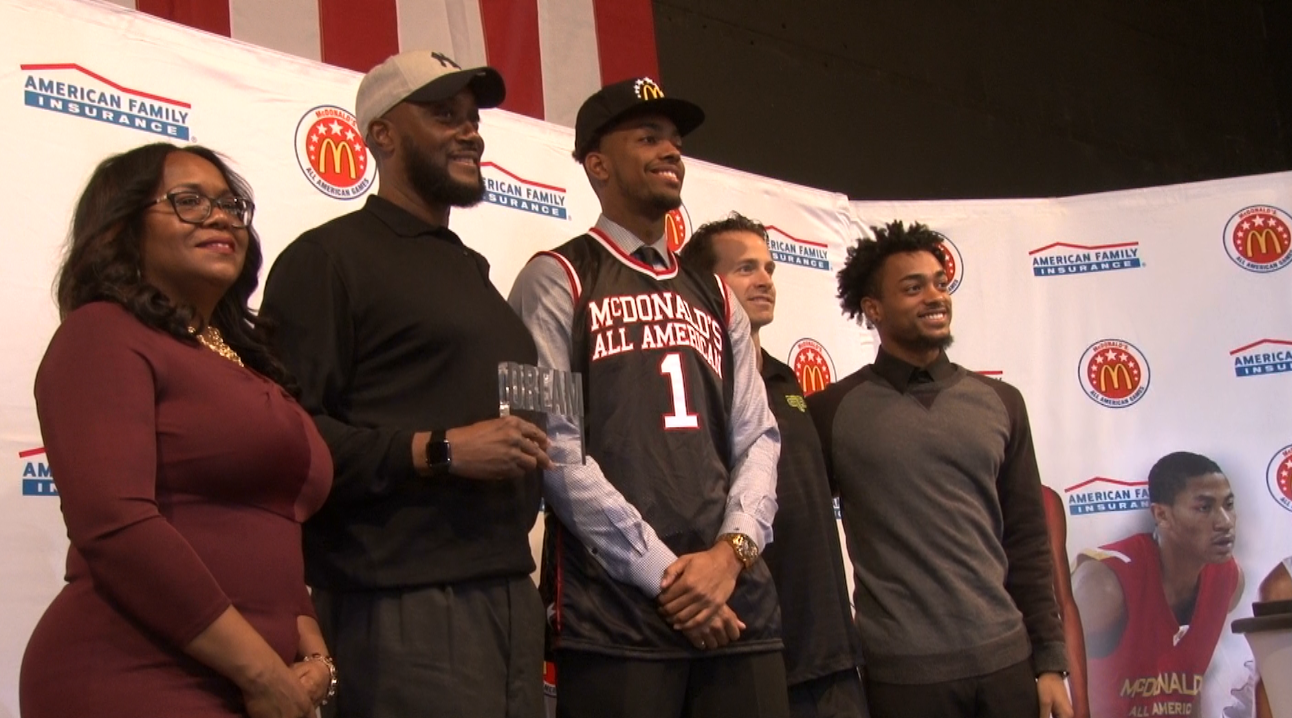 Prolific Prep's Jordan Brown gets his McDonald's jersey, says his college  choice may come soon