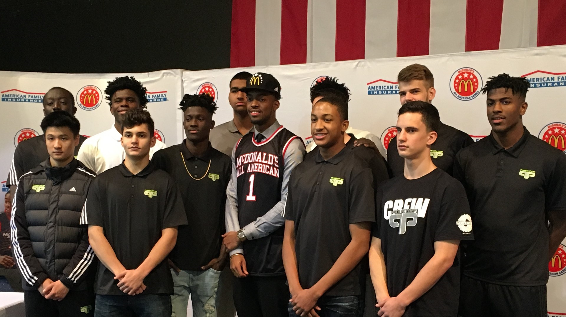 Prolific Prep's Jordan Brown gets his McDonald's jersey, says his college  choice may come soon