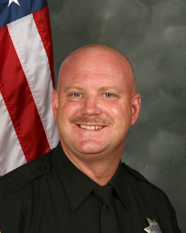 Police captain writes emotional post after death of Sacramento deputy ...